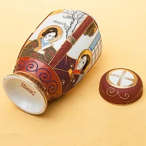 Фарфоровая Чайница - Вазочка - Баночка с крышкой Япония, 50 -е годы  ХХ века.