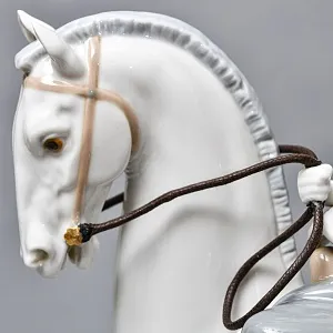 Коллекционная Фарфоровая статуэтка «Прекрасная наездница», Lladro Испания, 1984 - 1989 годы.
