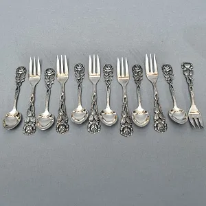 «Хильдесхаймская роза» - Сервировочный Набор Десертных Ложечек и Вилочек, Silverplate, Германия 60-е годы.