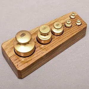 Винтажный Набор Гирь и Разновесов для Весов, Аптек и Химкабинетов, Киров СССР -1973 г.