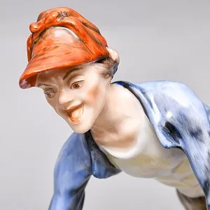 Коллекционная Фарфоровая статуэтка «Ловец гусей. Мальчик и гуси», KAISER Германия, 1979 - 1990 годы. 