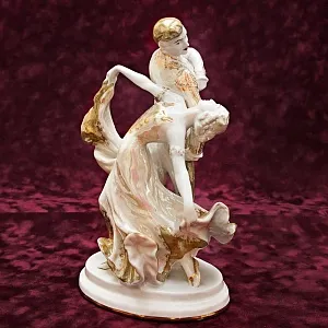 Авторская Коллекционная Фарфоровая статуэтка «Испанский танец», СССР ЛЗФИ, 1967 - 1983 годы.