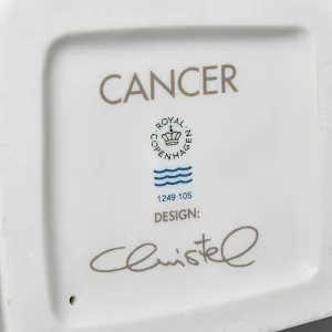 Коллекционная Фарфоровая статуэтка «Девушка, Знак Зодиака - Рак», Royal Copenhagen Дания.