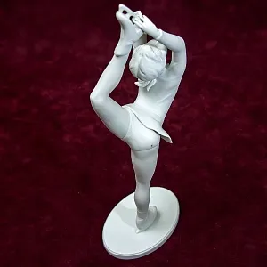 Редкая! Авторская Статуэтка «Фигуристка - Денизе Бильман», фарфор Kaiser, Германия -1979 год.