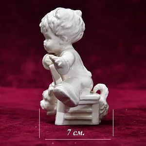 Авторская Фарфоровая Статуэтка «Мальчик и щенок», Goebel Германия, 80 -е годы ХХ века.