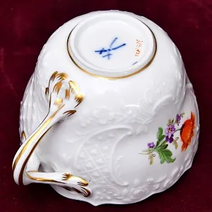 Коллекционая Кофейная пара «Цветочная россыпь», Фарфор MEISSEN / МЕЙСЕН Германия.