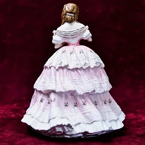 Коллекционная Фарфоровая Статуэтка «Red Red Rose», Royal Doulton Англия - 1997 год.