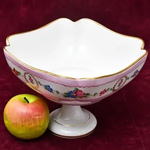 Антикварная Фарфоровая Фруктовница - Конфетница - Ваза на ноге «Цветочная гирлянда», Limoges Франция.