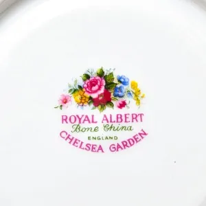 Коллекционная Фарфоровая Чайная пара «Сад в Челси», ROYAL ALBERT Англия, вторая половина ХХ века.