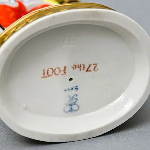 Фарфоровая Cтатуэтка «Солдаты Британской Армии. 27-й пехотный полк», RUDOLF KAMMER Германия. 