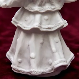 Коллекционная Авторская Статуэтка «Ёлочка» из серии «Детский Утренник», фарфор ИФЗ, Россия.