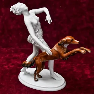 Редкость! Коллекционная Фарфоровая Статуэтка «Девушка и Собака», ROSENTHAL Германия -1944 год.