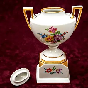 Коллекционный Фарфоровый Вазон - Ваза, Hutschenreuther Hohenberg, Германия первая половина ХХ века.