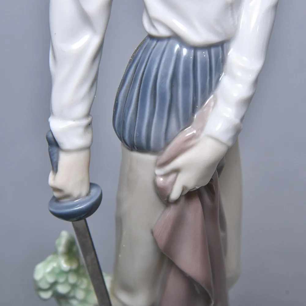 Коллекционная Фарфоровая статуэтка «Дон Кихот», Lladro Испания.