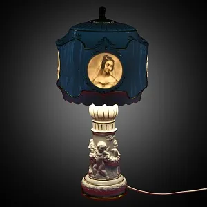 Фарфоровая Электрическая Лампа «ПОРТРЕТЫ», Литофания, Sitzendorf Германия.