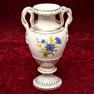 Антикварная Фарфоровая Ваза с ручками - змеями «Цветочный Букет», MEISSEN Германия, 1924 - 1934 годы.