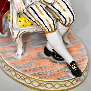 Коллекционные Парные статуэтки «Дама и Кавалер. Светская беседа», Фарфор SP Dresden, Германия.