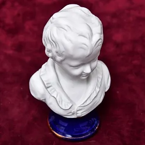 Фарфоровый Бюст - Статуэтка «МАЛЬЧИК. Александр Броньяр», Tharaud Limoges Франция.