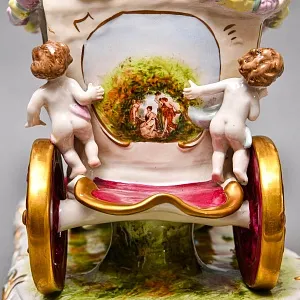 Большая Фарфоровая статуэтка «Карета с влюбленной парой», Scheibe Alsbach Германия, 1925 - 1962 гг. 