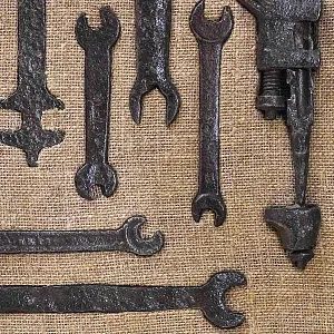 Коллекционное Панно - Картина «Старинные Антикварные Слесарные Инструменты», Россия XIX век. 