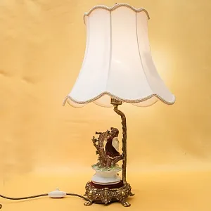 Электрическая Лампа - Светильник - Статуэтка «Мальчик с дудочкой» Фарфор Испания.