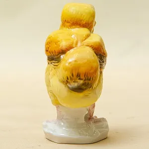 Коллекционная Фарфоровая статуэтка «Маленький Цыплёнок», Карл Энс / Karl Ens, Германия, 50-е гг.