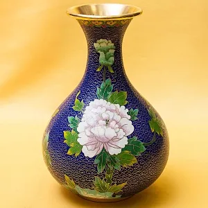 Редкость! Шикарная Ваза «ПИОН» в технике « Клуазоне» Китай 50 -е годы ХХ века.