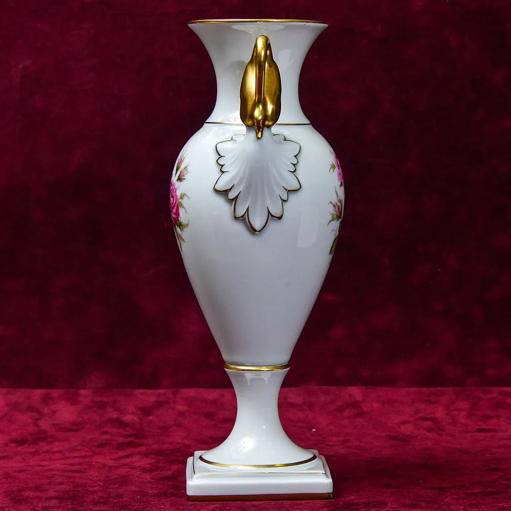 Коллекционная Ваза «Мускусная Роза», KAISER Porzellan, Германия, 1967 - 1970 годы.