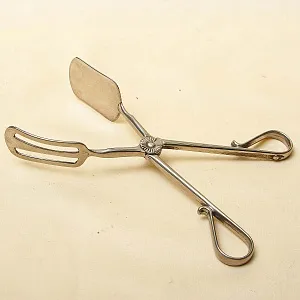 ВИНТАЖНЫЕ СЕРВИРОВОЧНЫЕ ЩИПЦЫ . Металл Silverplate, Англия середина ХХ века.