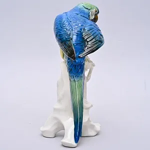 Птица - Фарфоровая статуэтка «Синий Попугай», Karl Ens Германия, 50-е гг.
