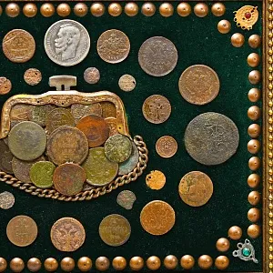 Настенное Коллекционное Панно - Картина «Кошелёк со Старинными Монетами»..