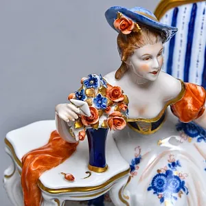 Коллекционная Фарфоровая статуэтка «Дама с письмом», VOLKSTEDTER Германия.