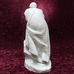 Редкость! Авторская Фарфоровая статуэтка «Лермонтов на скале», СССР ЛФЗ.