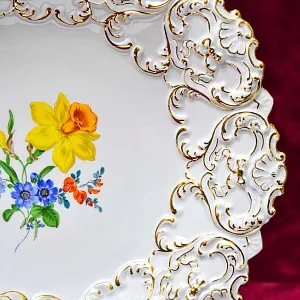 Антикварное Фарфоровое Блюдо - Тарелка «БУКЕТ С НАРЦИССОМ», MEISSEN Германия, первая половина ХХ века.