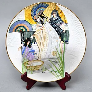Коллекционная Фарфоровая тарелка «Еврейские предания. Бифья и Моисей», Knowles США - 1985 год.