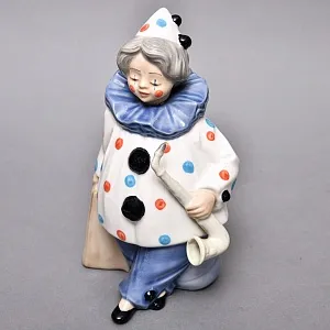 Фарфоровая статуэтка «Клоун с cаксофоном», TENGRA Испания, вторая половина ХХ века.