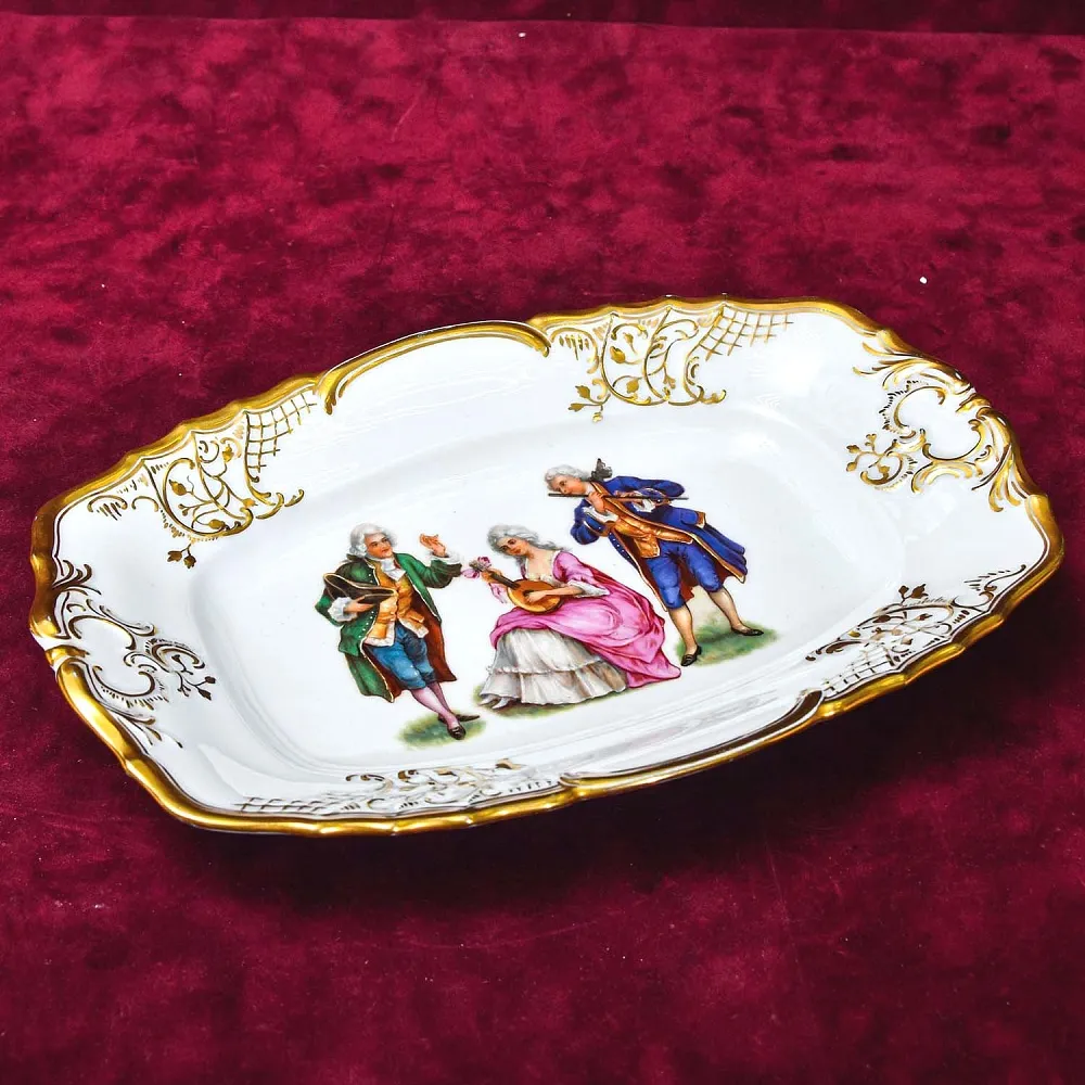 Антикварное Фарфоровое Блюдо - Тарелка  «Концерт галантного века», Fraureuth Германия 1920 -1926 годы.