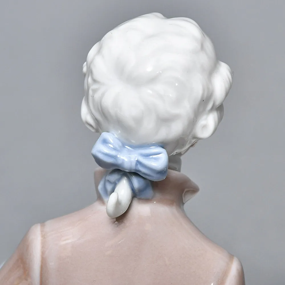 Парные Фарфоровые статуэтки - подставки для ювелирных украшений «Дама и кавалер», Lladro Испания. 