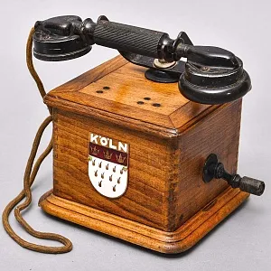 Антикварный Настольный Телефонный аппарат - Телефон «La Telephone Prive», Франция -1918 год.