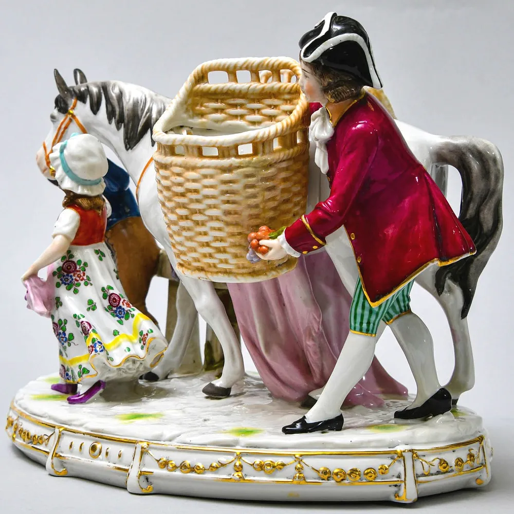 Антикварная Статуэтка - Салфетница «Дети и мул», фарфор SITZENDORF, Германия 1884 - 1902 годы.
