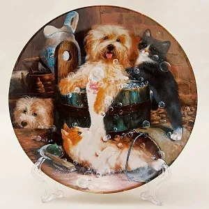 Коллекционная Тарелка «Забавное купание» Фарфор, Vohenstrauss Германия -1992 год.