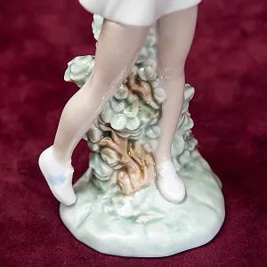 Редкая! Коллекционная Фарфоровая статуэтка «Гольфистка», NAO by Lladro, Daisa, Испания -1985 год.