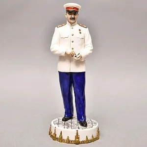 Коллекционная Авторская Статуэтка «Генералиссимус СССР - Сталин И.В.», фарфор, Россия. 