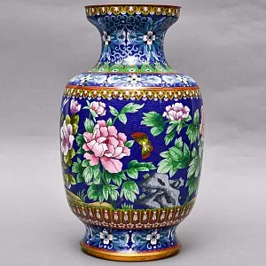 Редкость! Большая Ваза «Древовидные Пионы и Птица», техника «Клуазоне» Н -39 см., Китай 50 -е годы ХХ века.