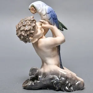 Коллекционная Фарфоровая статуэтка «Фавн с попугаем», Royal Copenhagen Дания, 50-е годы.