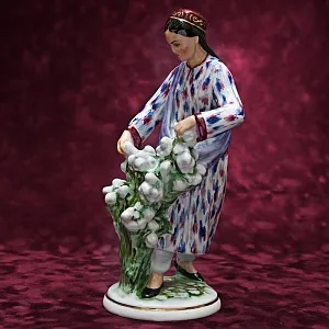 Редкость! Авторская Фарфоровая статуэтка «Узбечка с хлопком», ЛФЗ СССР 1955 год. 