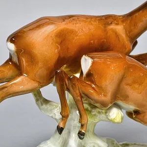 Коллекционная Фарфоровая статуэтка «Охота. Бегущие косули», Hutschenreuther Германия.