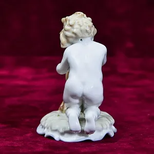 Фарфоровая статуэтка «Путти и олененок», Hutschenreuther, Германия - 1955 год..