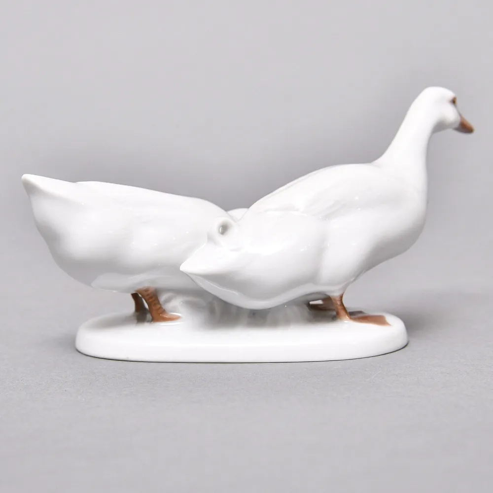 Антикварная Фарфоровая статуэтка «Два гуся», ROSENTHAL Германия - 1923 год. 