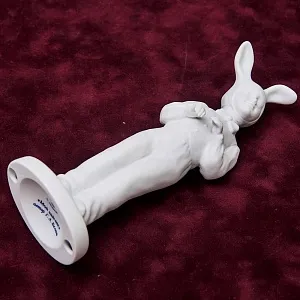 Коллекционная Авторская Статуэтка «Мой Зайчик» из серии «Детский Утренник», фарфор ИФЗ, Россия.